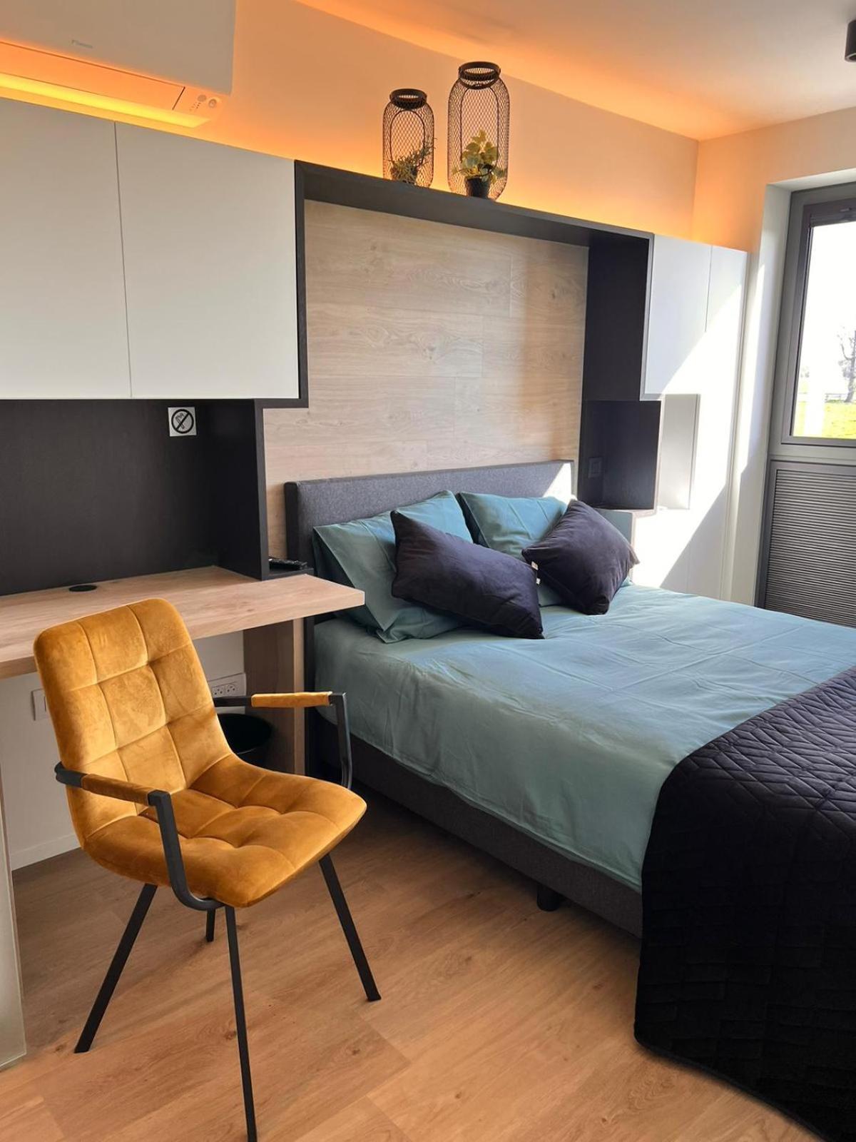 Inova Guesthouse Hasselt Buitenkant foto