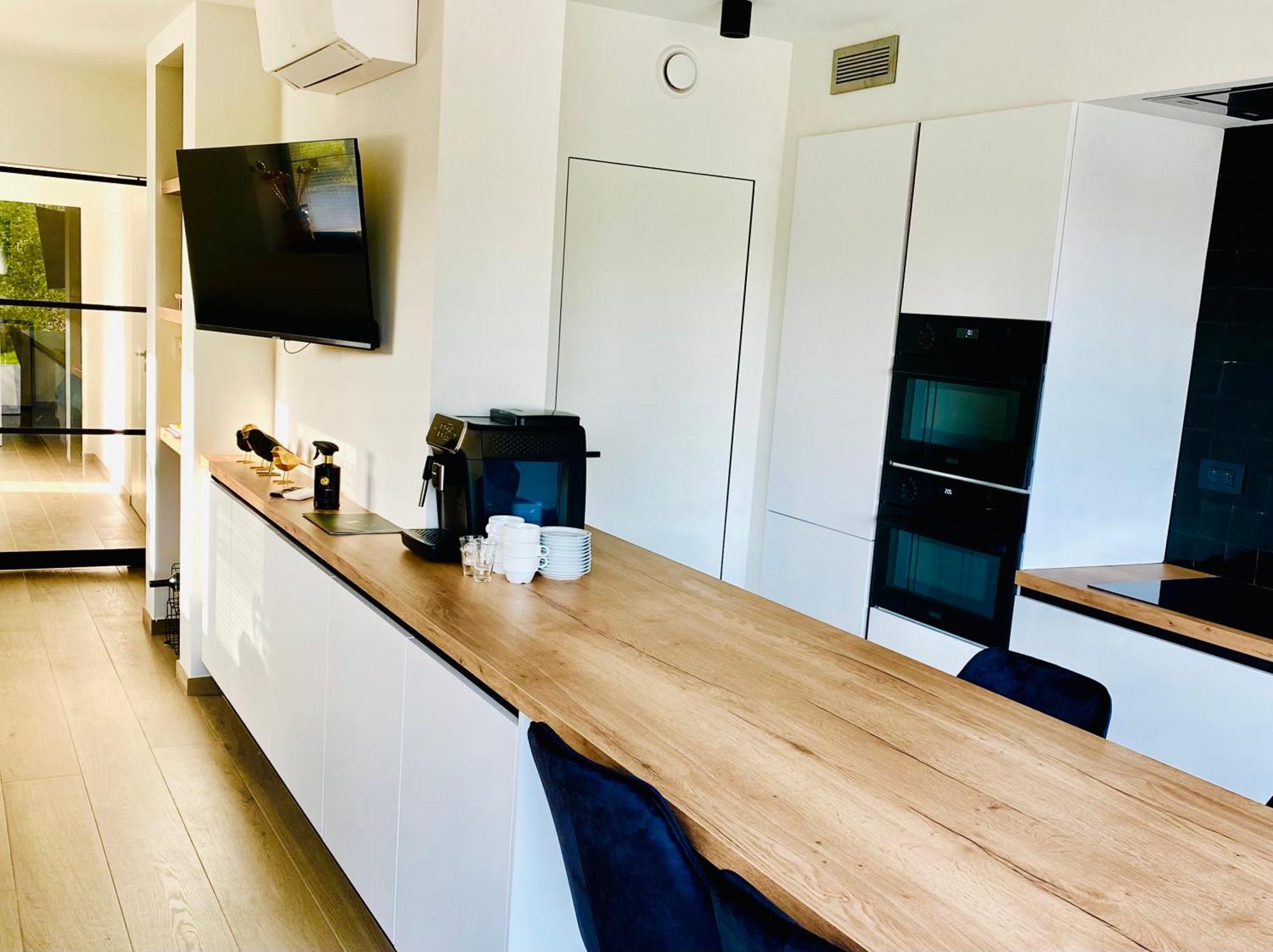 Inova Guesthouse Hasselt Buitenkant foto